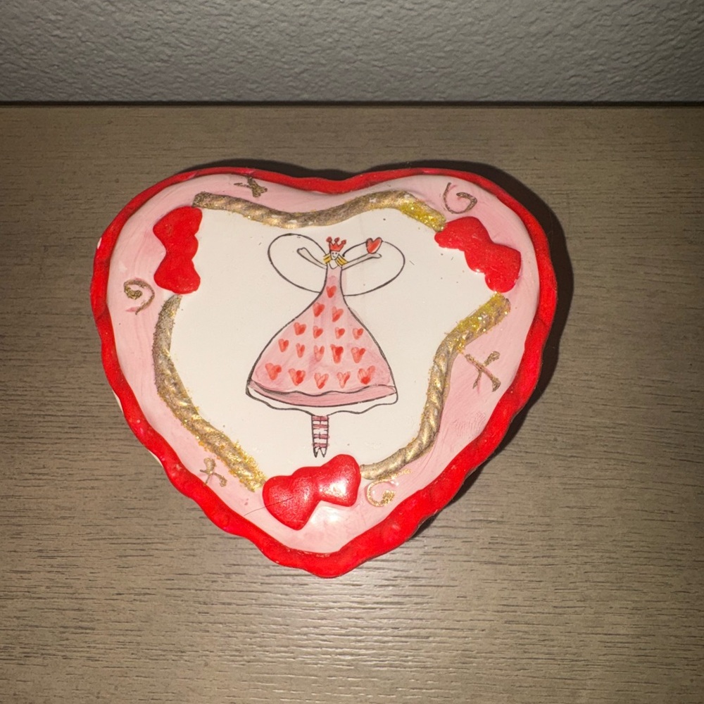Porcelain Heart Trinket Jewelry Container